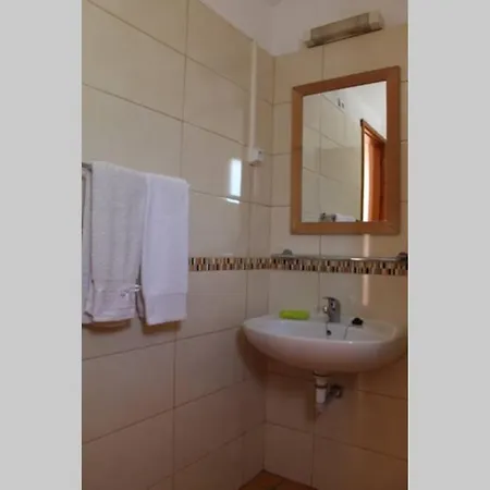 Holiday home Oura *